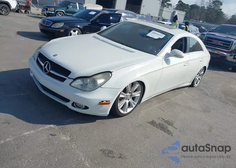 2008 Mercedes-Benz Cls 550 z USA, uszkodzony, nr VIN WDDDJ72X58A119580